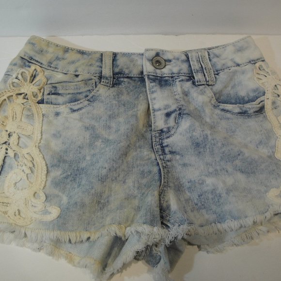 Rewind Distressed Denim Shorts with Fancy embroidered lace detail Size 1 - Picture 1 of 10